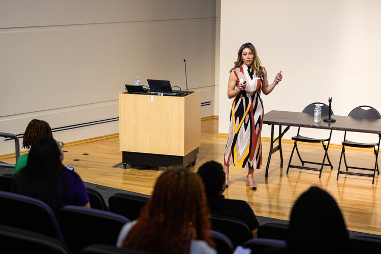 Elizabeth Hendler, Regional Vice President, Revenue Operations & Customer Success, iHeartMedia